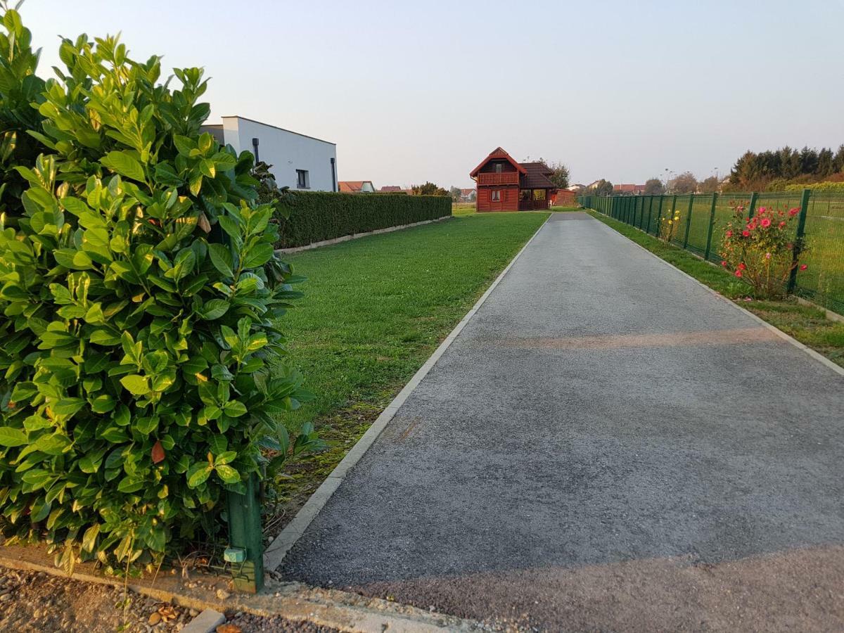 54 Green Road Varazdin Kucan Marof Bagian luar foto